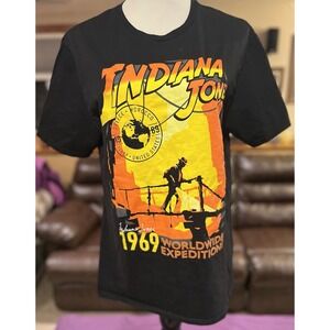 Indiana Jones World Wide Expedition 1969 T-Shirt NWOT Size Large